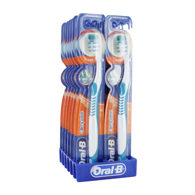 ORAL B COMPLETE CLEAN 35 TOOTHBRUSH