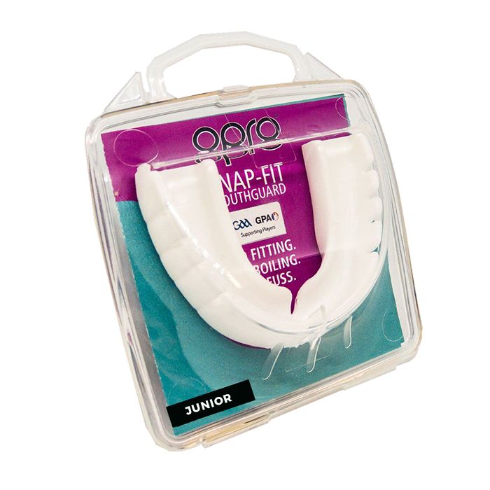OPRO JUNIOR SNAP FIT MOUTH GUARD BRIGHT WHITE (GUM SHIELD)
